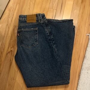 Levi Low Loose Dark Wash “Good Life” size 26, 30 inch inseam
